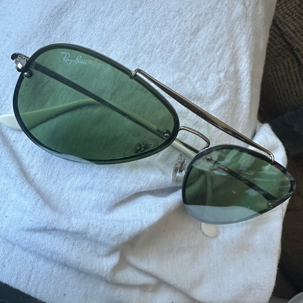 RAY-BAN AVIATORS #RAYBAN